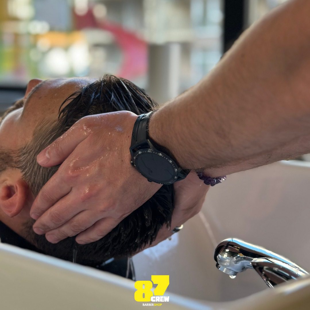 ingrijire si servicii premium barbati 87Crew Barbershop Popești